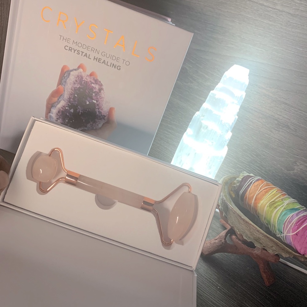 Rose Quartz Facial Roller